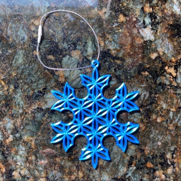 Icy Blue Snowflake Ornaments (Set of 12) - Picture 5 of 6